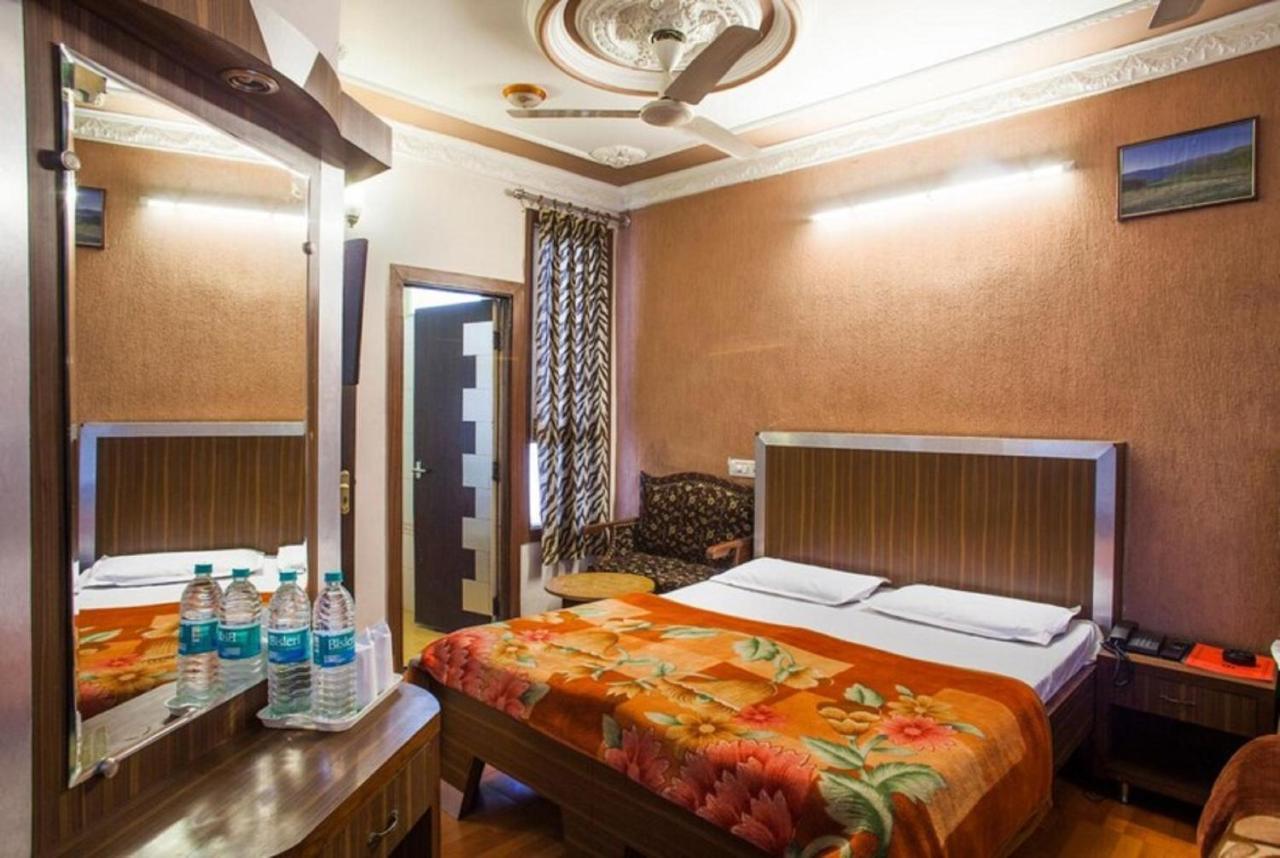 Hotel Novelty Jammu Exterior foto
